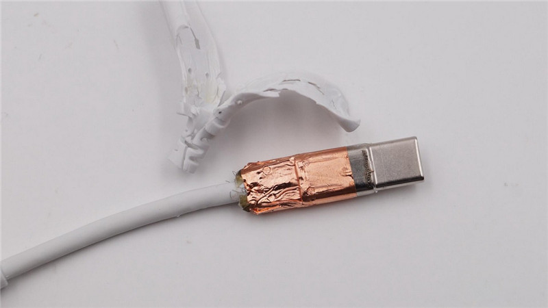 Moshi USB-C Digital Audio Adapter18
