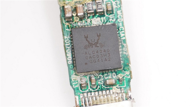 Moshi USB-C Digital Audio Adapter23