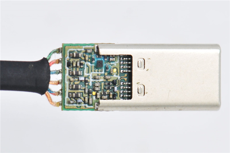 Surface USB-C to 3.5mm Audio Adapter 12