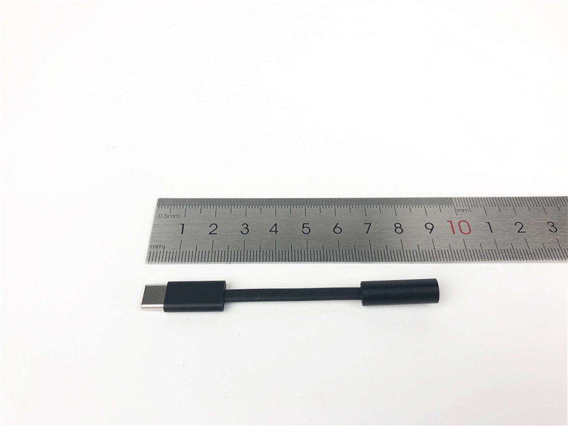Surface USB-C to 3.5mm Audio Adapter 6