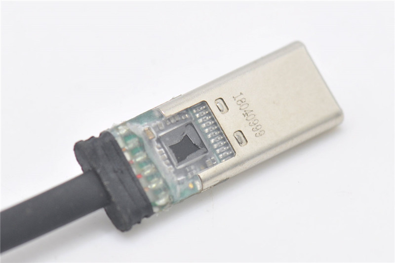 Surface USB-C to 3.5mm Audio Adapter 9
